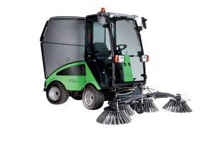 Egholm City Ranger 2260: Kompaktes und leistungsstarkes Fahrzeug für städtische Pflege- und Winterdienste
