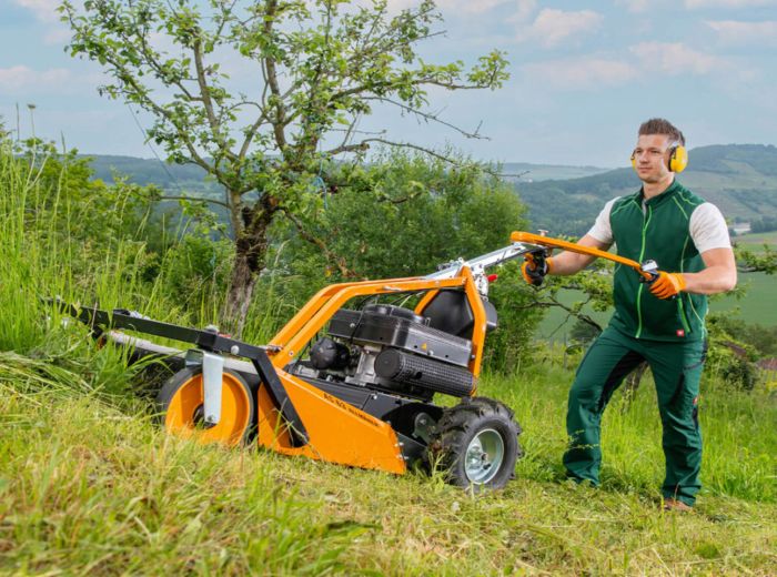 AS-Motor Aufsitzmäher: Effiziente Rasenpflege für große Flächen und unwegsames Gelände