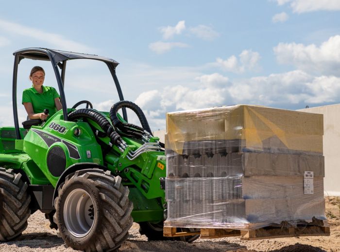 Avant Radlader: Kompakte und leistungsstarke Lader für vielfältige Einsätze in Landwirtschaft und Bau