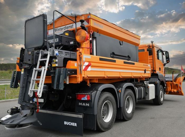 Bucher Municipal Winterdienstgerät – Effiziente Schneeräumung für Kommunen & Städte | Zuverlässig & leistungsstark