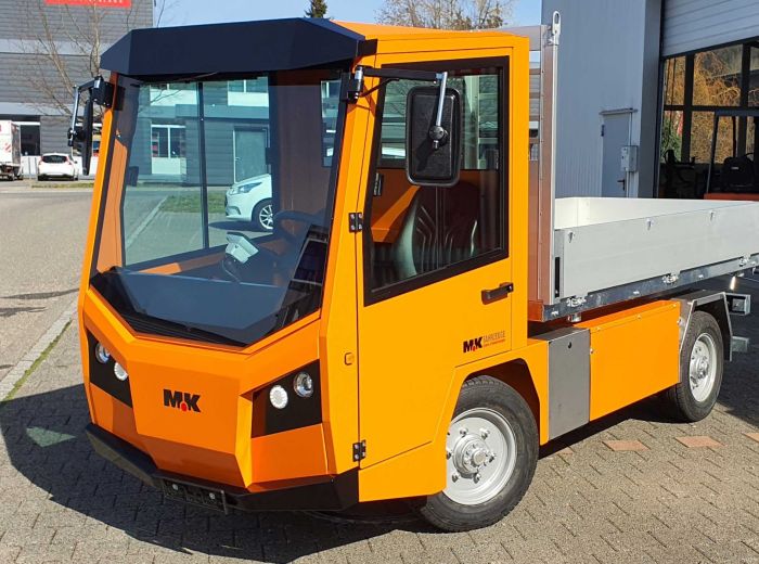 Elion MK 202 Elektrotransporter in Orange, kompakt mit geräumigem Ladebett für vielseitige Transportaufgaben