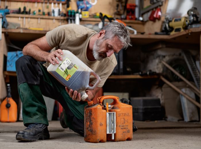 Stihl MotoMix Kraftstoff: Eigenschaften, Anwendung und Vorteile des Fertigmischkraftstoffs