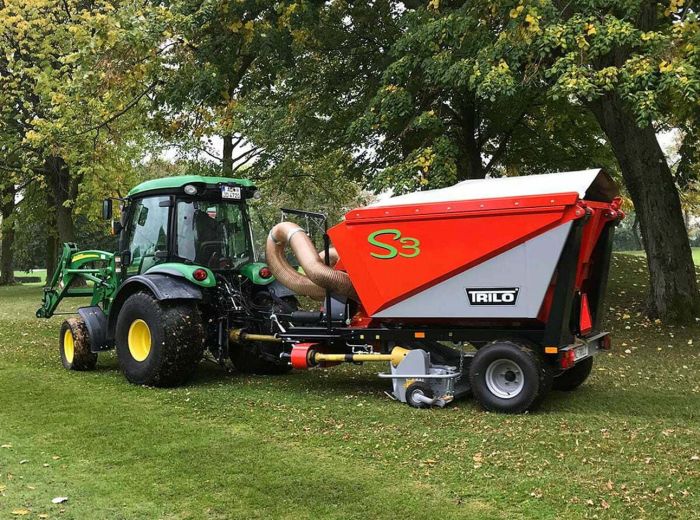 Trilo Saugwagen S3 entdecken und zuverlässig Flüssigkeiten und Schmutz von Flächen entfernen