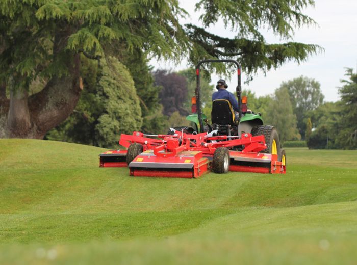 Trimax Mower 2 – Präzise Mähtechnik für große Flächen | Robuste Leistung & hohe Effizienz