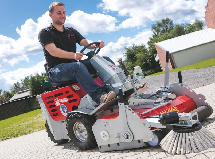 Westermann AX900E – Kompakte Leistung für Ihre Wege