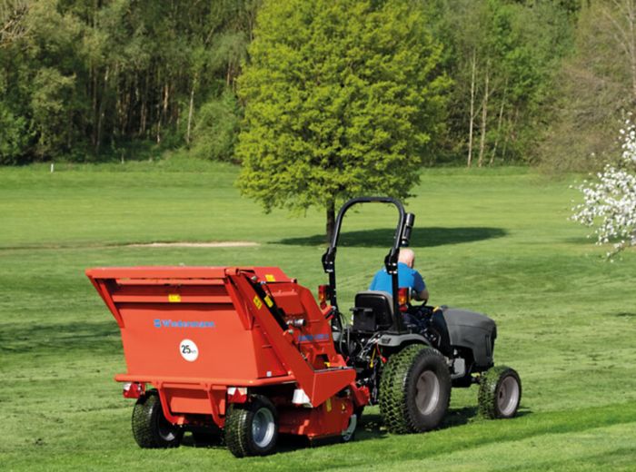 Wiedenmann Laubaufnahme – Effiziente Laub- und Abfallentsorgung für große Flächen | Schnell & zuverlässig